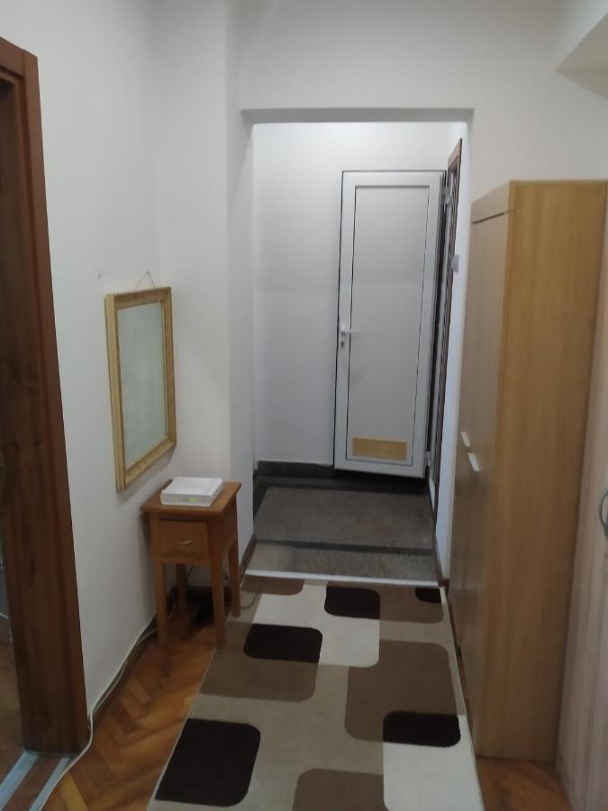 Appartamento 27 Юли 3 Бюджет Varna Esterno foto