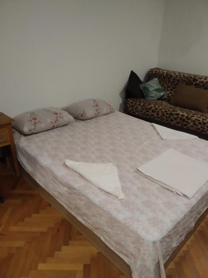 Appartamento 27 Юли 3 Бюджет Varna Esterno foto